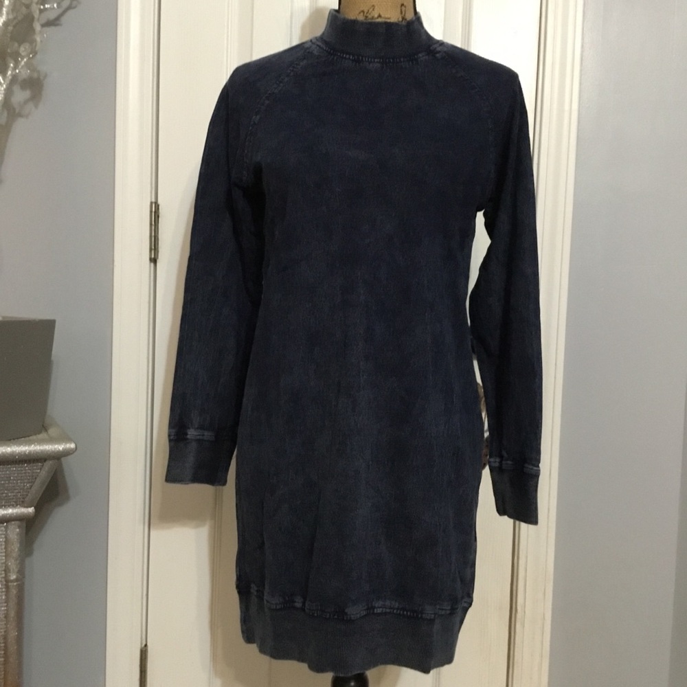 Denim Shift Dress - Picture 3 of 5